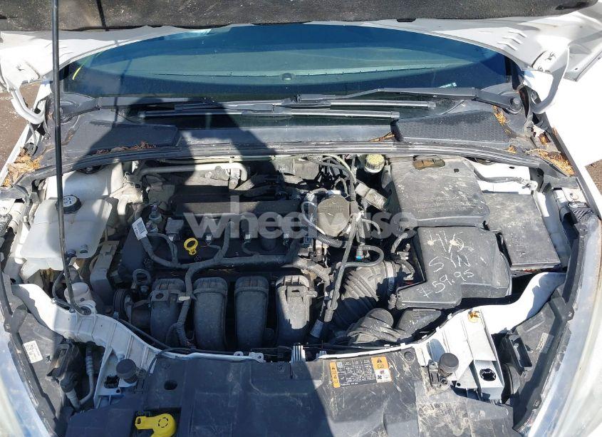 Photo 10 of 2016 Ford Focus SE (VIN 1FADP3K23GL224861)