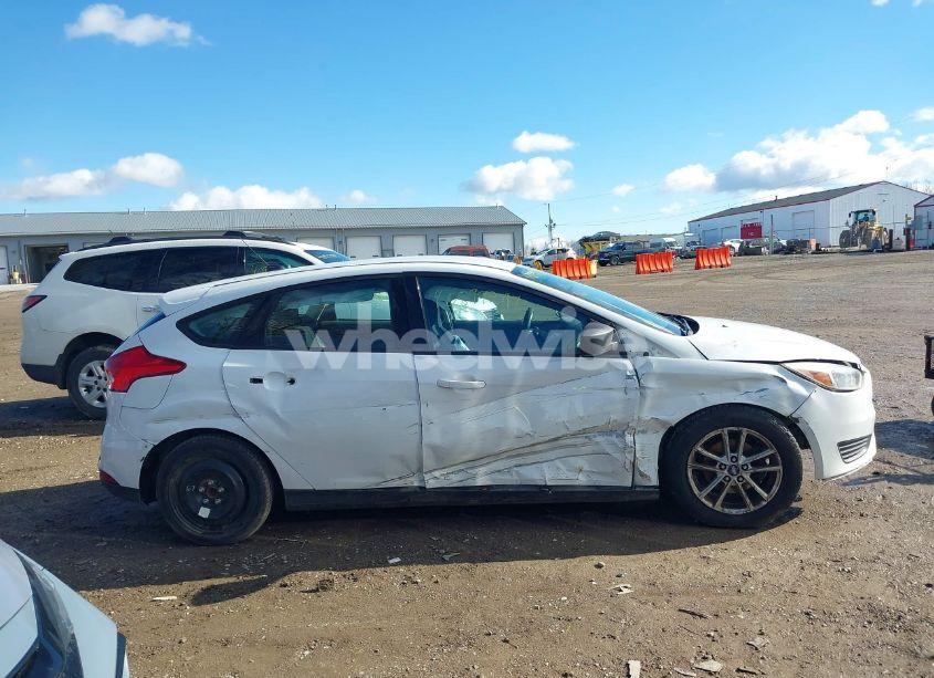 Photo 14 of 2016 Ford Focus SE (VIN 1FADP3K23GL224861)