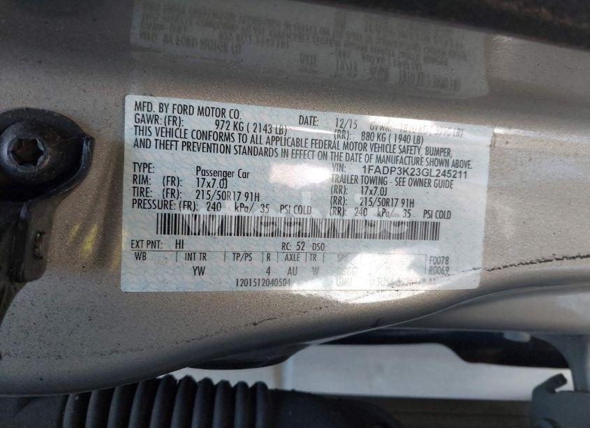 Photo 9 of 2016 Ford Focus SE (VIN 1FADP3K23GL245211)