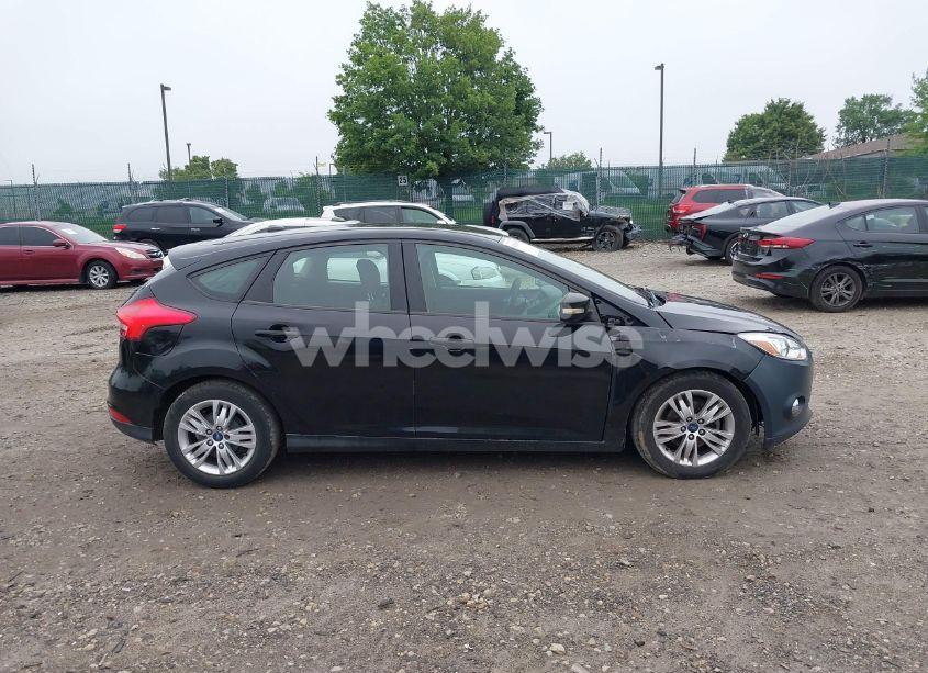 Photo 14 of 2016 Ford Focus SE (VIN 1FADP3K23GL259612)