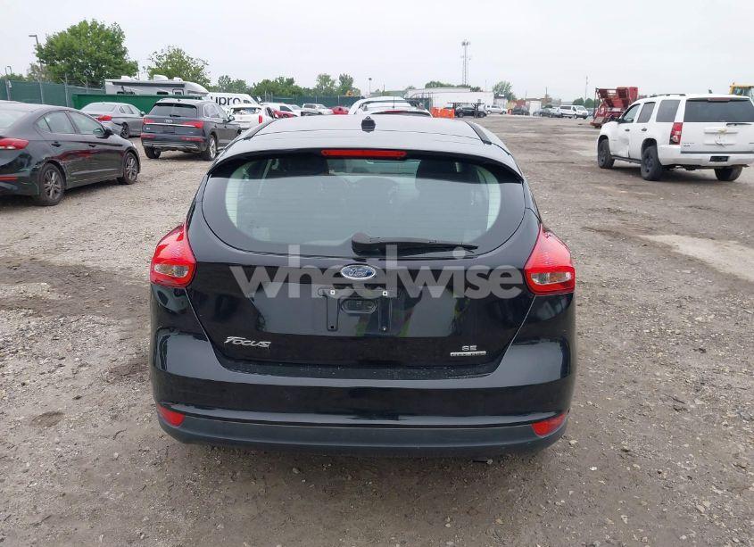 Photo 17 of 2016 Ford Focus SE (VIN 1FADP3K23GL259612)