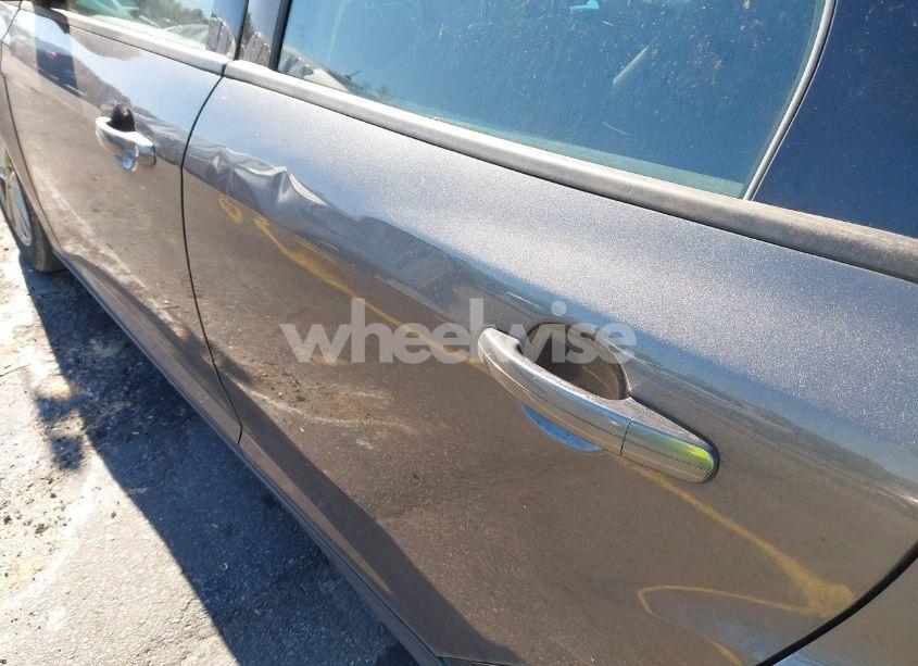 Photo 12 of 2016 Ford Focus SE (VIN 1FADP3K23GL269444)