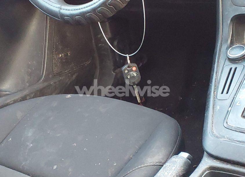 Photo 11 of 2016 Ford Focus SE (VIN 1FADP3K23GL284526)