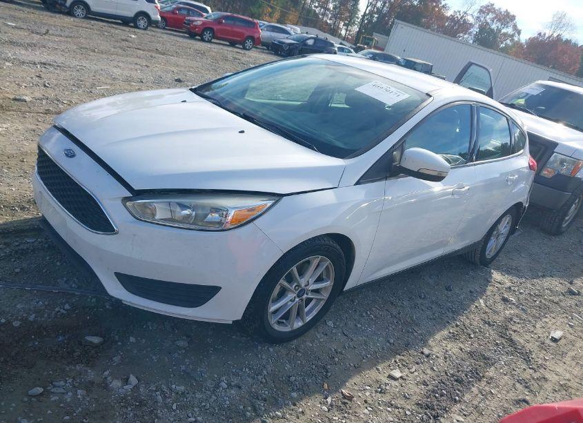 Photo 2 of 2016 Ford Focus SE (VIN 1FADP3K23GL367664)