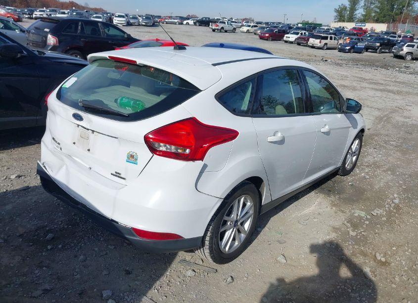 Photo 4 of 2016 Ford Focus SE (VIN 1FADP3K23GL367664)