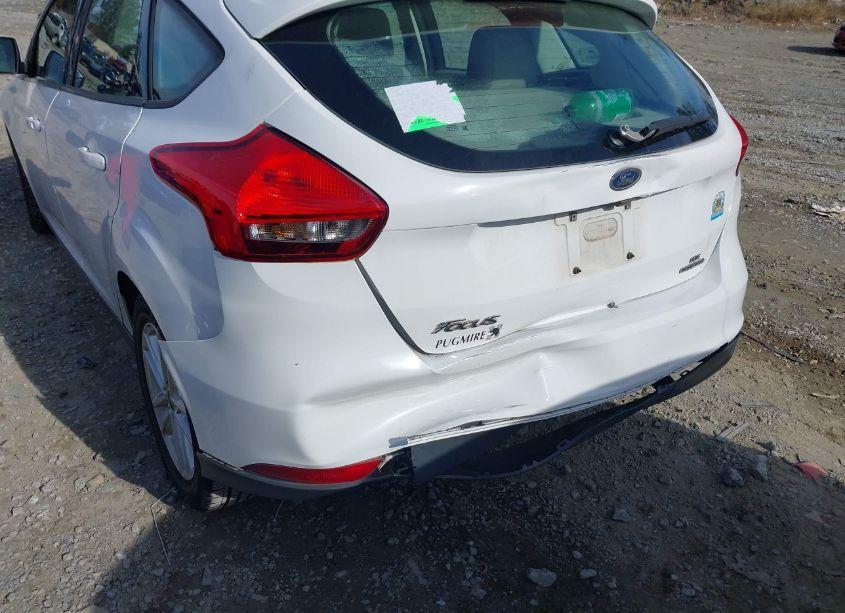 Photo 6 of 2016 Ford Focus SE (VIN 1FADP3K23GL367664)