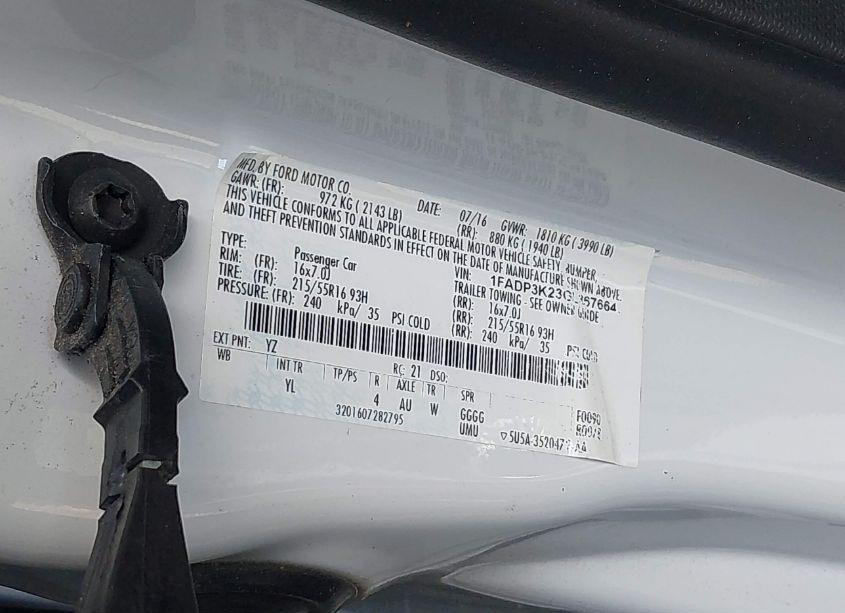 Photo 9 of 2016 Ford Focus SE (VIN 1FADP3K23GL367664)