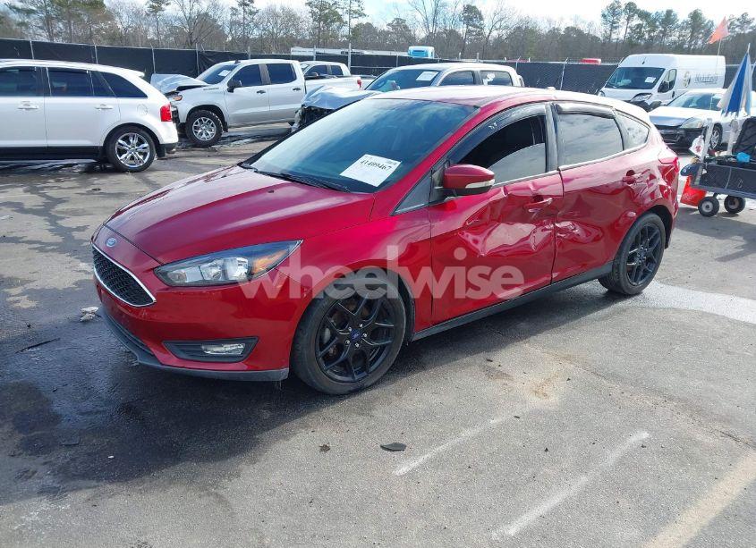 Photo 2 of 2016 Ford Focus SE (VIN 1FADP3K23GL389468)