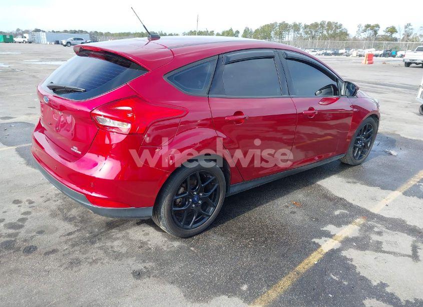 Photo 4 of 2016 Ford Focus SE (VIN 1FADP3K23GL389468)