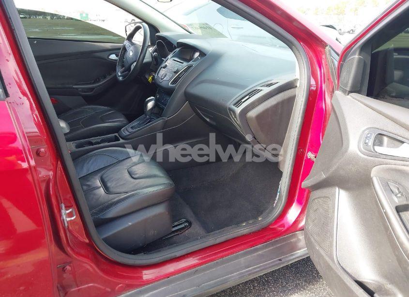 Photo 5 of 2016 Ford Focus SE (VIN 1FADP3K23GL389468)