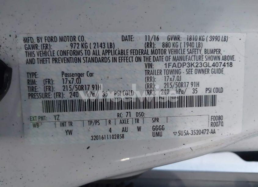 Photo 9 of 2016 Ford Focus SE (VIN 1FADP3K23GL407418)