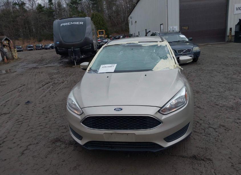 Photo 12 of 2017 Ford Focus SE (VIN 1FADP3K23HL212193)