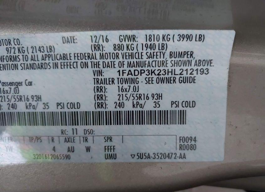 Photo 9 of 2017 Ford Focus SE (VIN 1FADP3K23HL212193)