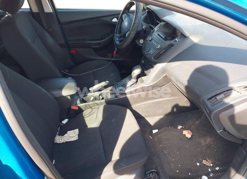 Photo 5 of 2017 Ford Focus SE (VIN 1FADP3K23HL212405)