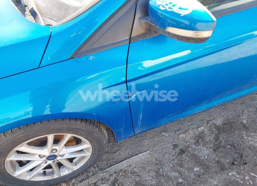 Photo 6 of 2017 Ford Focus SE (VIN 1FADP3K23HL212405)