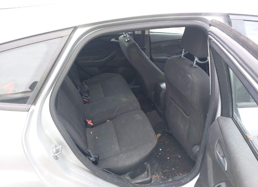 Photo 8 of 2017 Ford Focus SE (VIN 1FADP3K23HL286231)