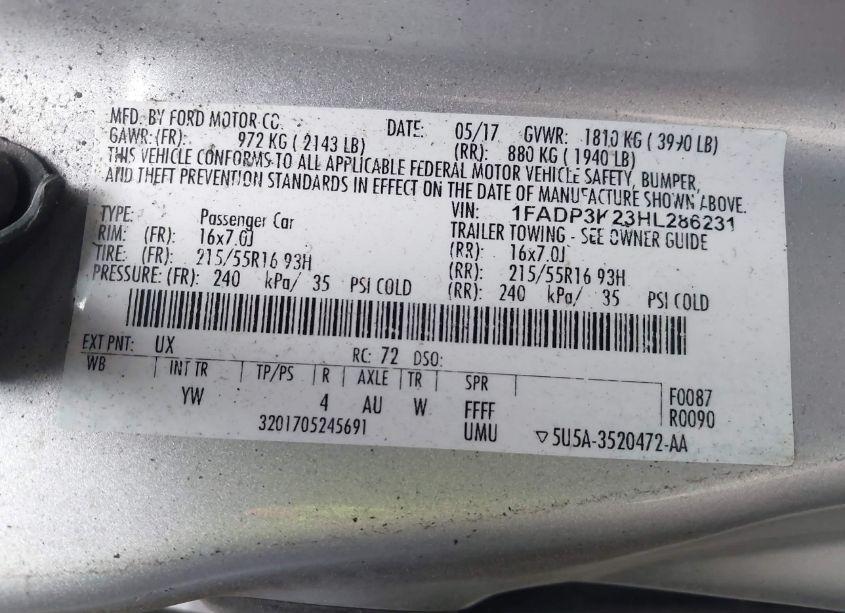 Photo 9 of 2017 Ford Focus SE (VIN 1FADP3K23HL286231)