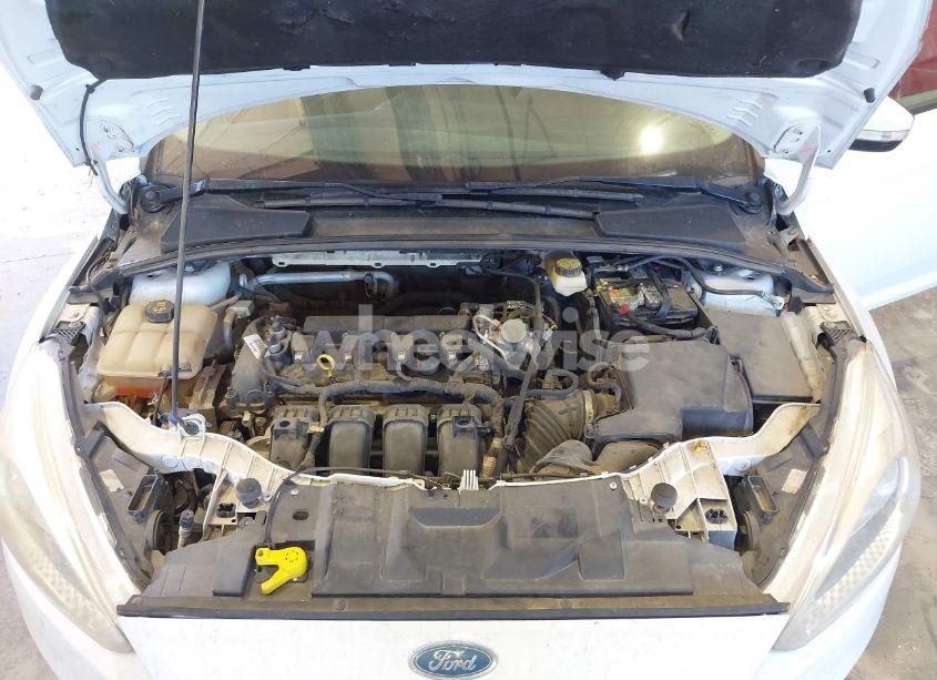 Photo 10 of 2017 Ford Focus SE (VIN 1FADP3K23HL319051)