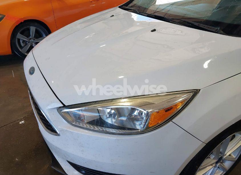 Photo 6 of 2017 Ford Focus SE (VIN 1FADP3K23HL319051)