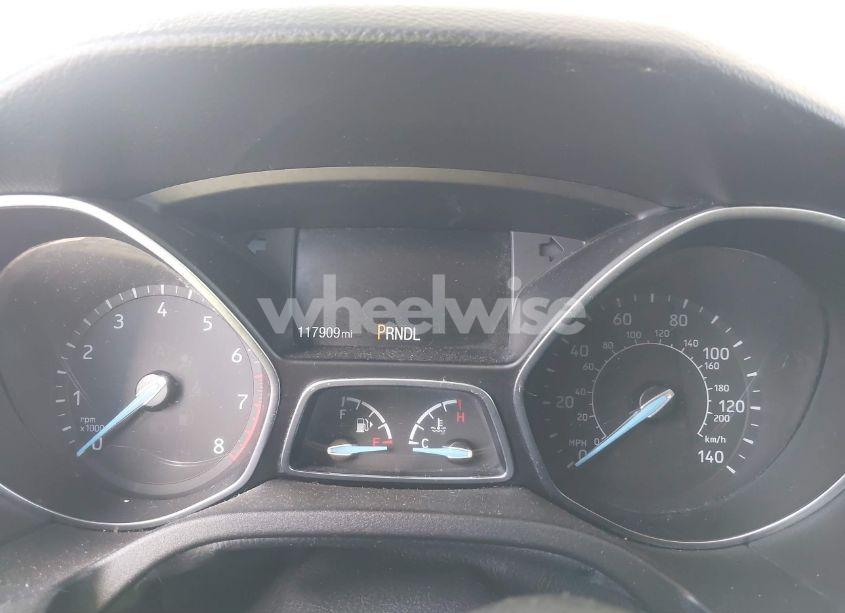 Photo 7 of 2018 Ford Focus SE (VIN 1FADP3K23JL241862)