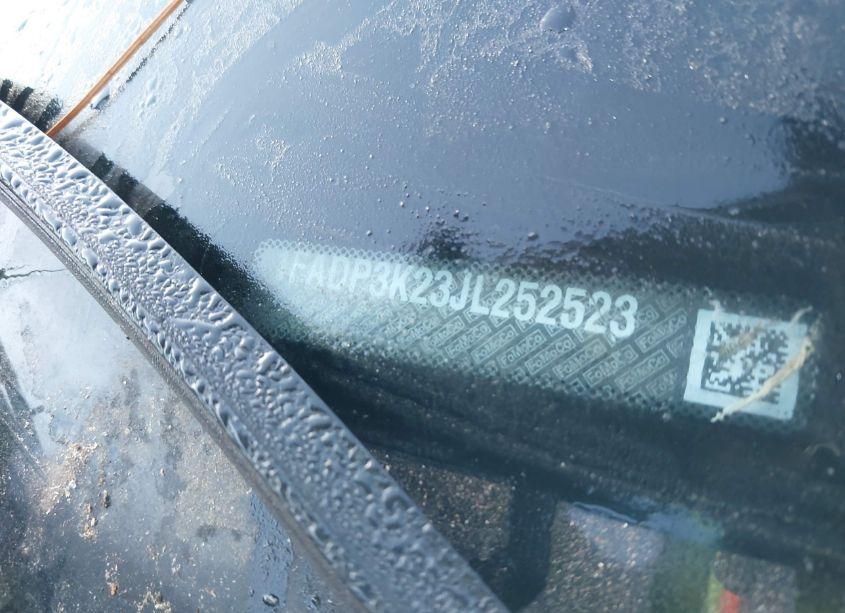 Photo 9 of 2018 Ford Focus SE (VIN 1FADP3K23JL252523)