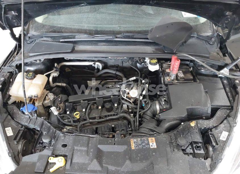 Photo 10 of 2018 Ford Focus SE (VIN 1FADP3K23JL258516)