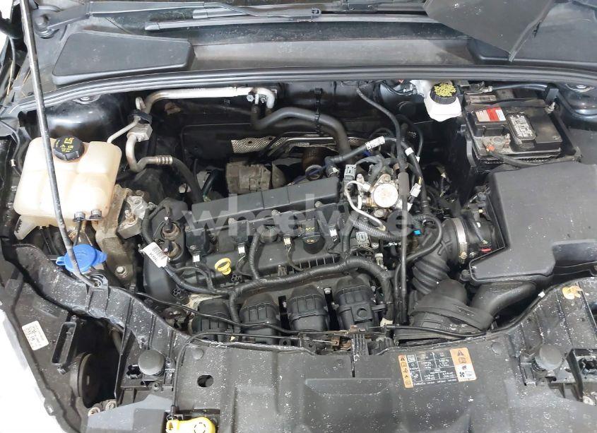 Photo 17 of 2018 Ford Focus SE (VIN 1FADP3K23JL258516)