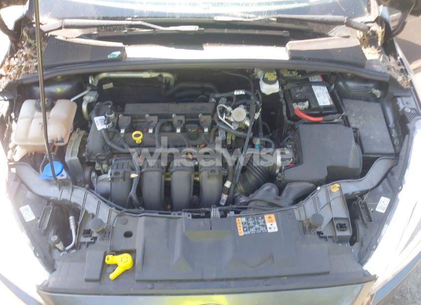 Photo 10 of 2018 Ford Focus SE (VIN 1FADP3K23JL295484)