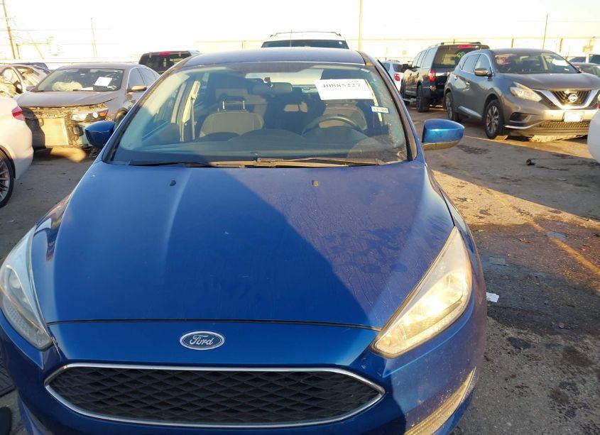 Photo 12 of 2018 Ford Focus SE (VIN 1FADP3K23JL315927)