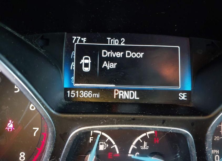 Photo 15 of 2018 Ford Focus SE (VIN 1FADP3K23JL315927)