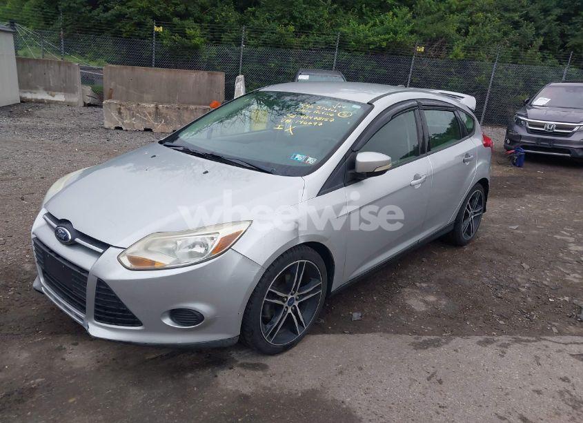 Photo 12 of 2013 Ford Focus SE (VIN 1FADP3K24DL146697)