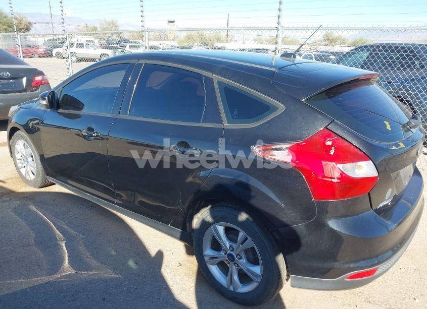 Photo 3 of 2013 Ford Focus SE (VIN 1FADP3K24DL158641)