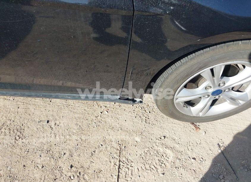 Photo 6 of 2013 Ford Focus SE (VIN 1FADP3K24DL158641)