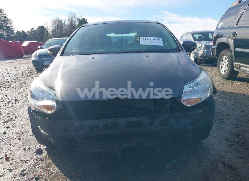 Photo 13 of 2013 Ford Focus SE (VIN 1FADP3K24DL161295)