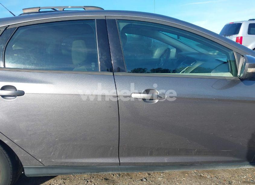 Photo 14 of 2013 Ford Focus SE (VIN 1FADP3K24DL161295)