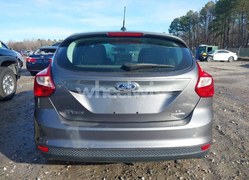 Photo 17 of 2013 Ford Focus SE (VIN 1FADP3K24DL161295)