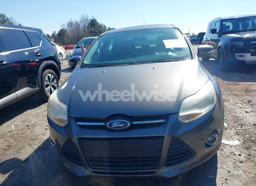 Photo 6 of 2013 Ford Focus SE (VIN 1FADP3K24DL171406)