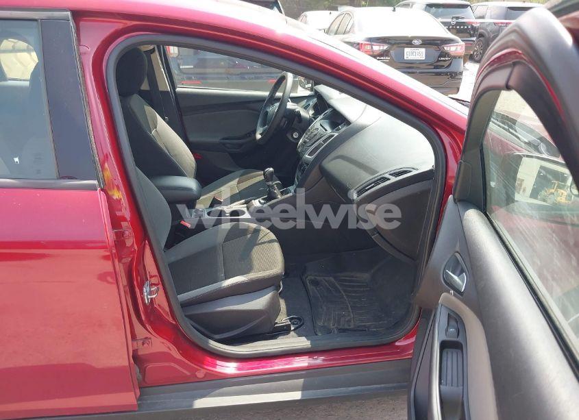 Photo 5 of 2013 Ford Focus SE (VIN 1FADP3K24DL215579)