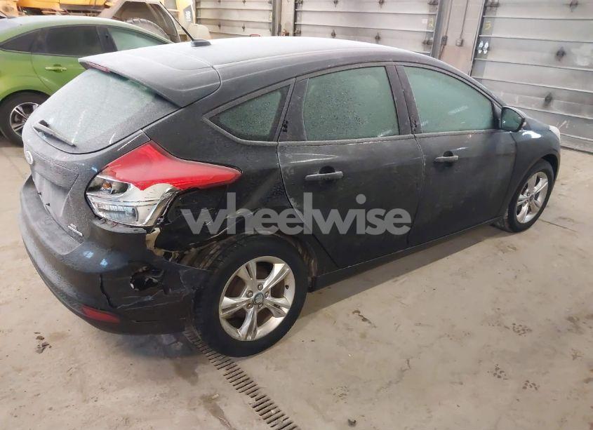 Photo 4 of 2013 Ford Focus SE (VIN 1FADP3K24DL218465)