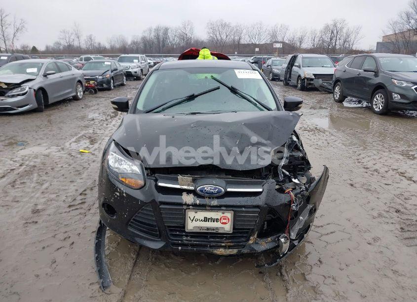 Photo 12 of 2013 Ford Focus SE (VIN 1FADP3K24DL225318)