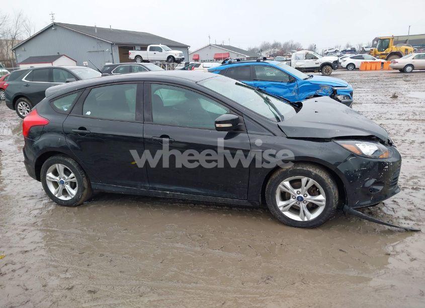 Photo 13 of 2013 Ford Focus SE (VIN 1FADP3K24DL225318)