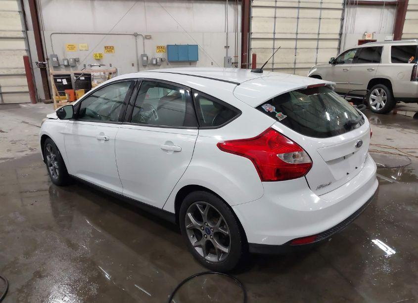 Photo 3 of 2013 Ford Focus SE (VIN 1FADP3K24DL252437)