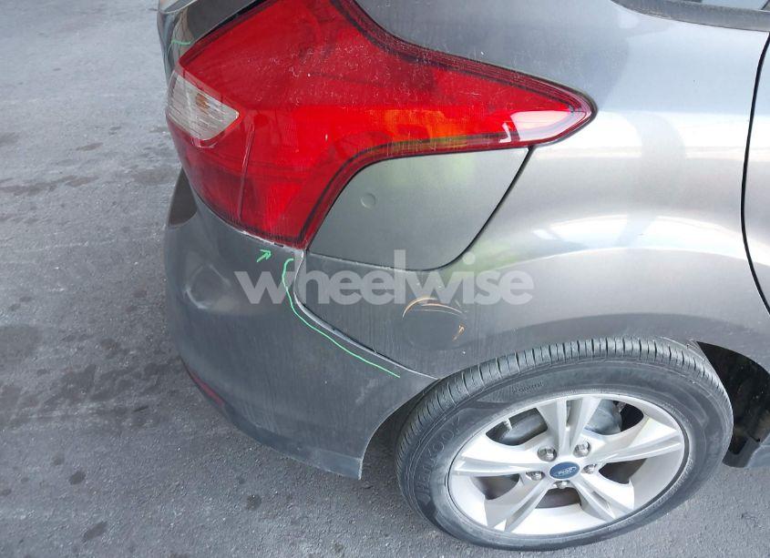 Photo 12 of 2013 Ford Focus SE (VIN 1FADP3K24DL259940)