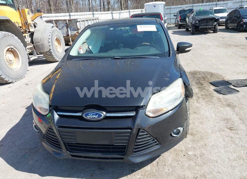 Photo 12 of 2013 Ford Focus SE (VIN 1FADP3K24DL365417)