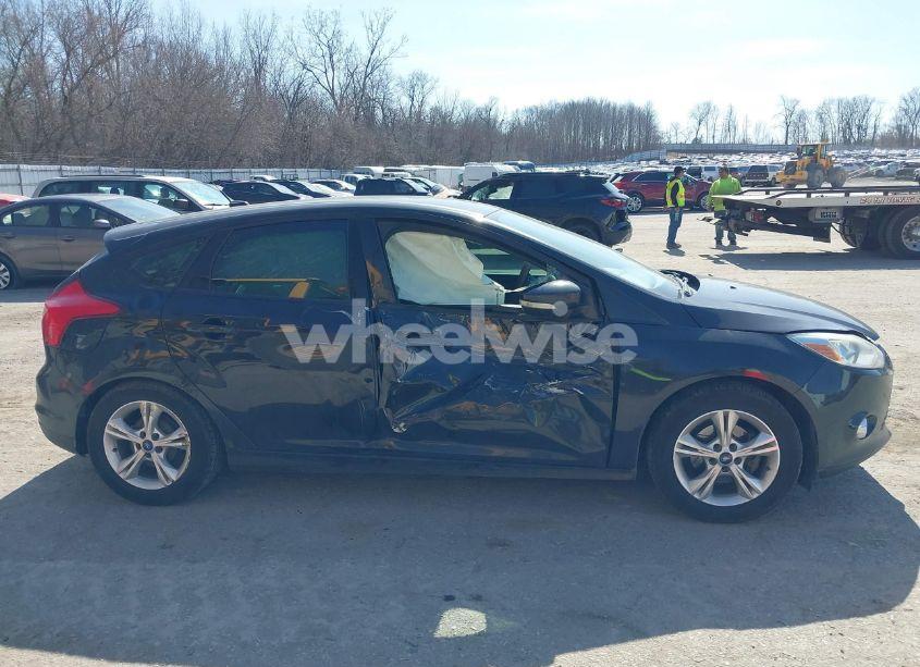 Photo 13 of 2013 Ford Focus SE (VIN 1FADP3K24DL365417)