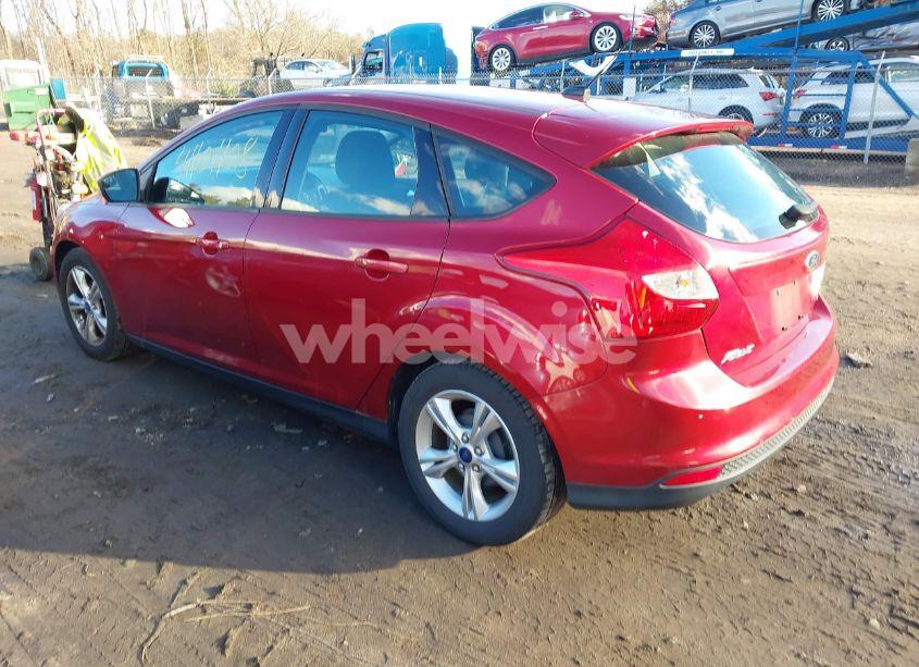 Photo 3 of 2013 Ford Focus SE (VIN 1FADP3K24DL378118)