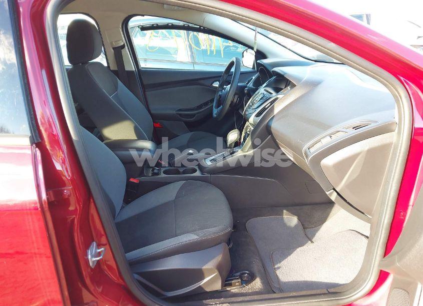 Photo 5 of 2013 Ford Focus SE (VIN 1FADP3K24DL378118)
