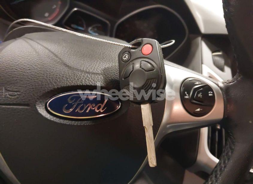 Photo 11 of 2014 Ford Focus SE (VIN 1FADP3K24EL107304)
