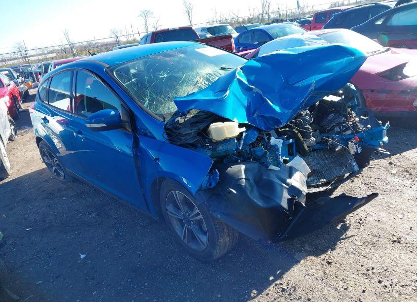 2014 Ford Focus SE (VIN 1FADP3K24EL128671) main photo