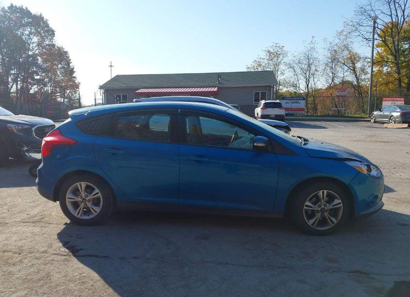 Photo 14 of 2014 Ford Focus SE (VIN 1FADP3K24EL173349)